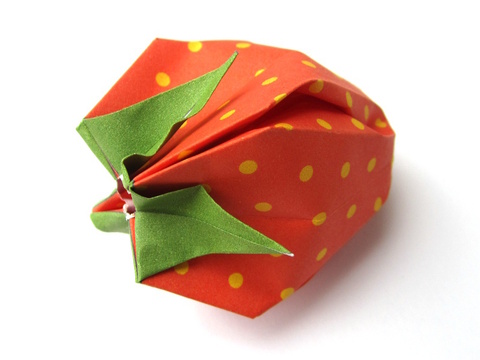 Fraise en origami